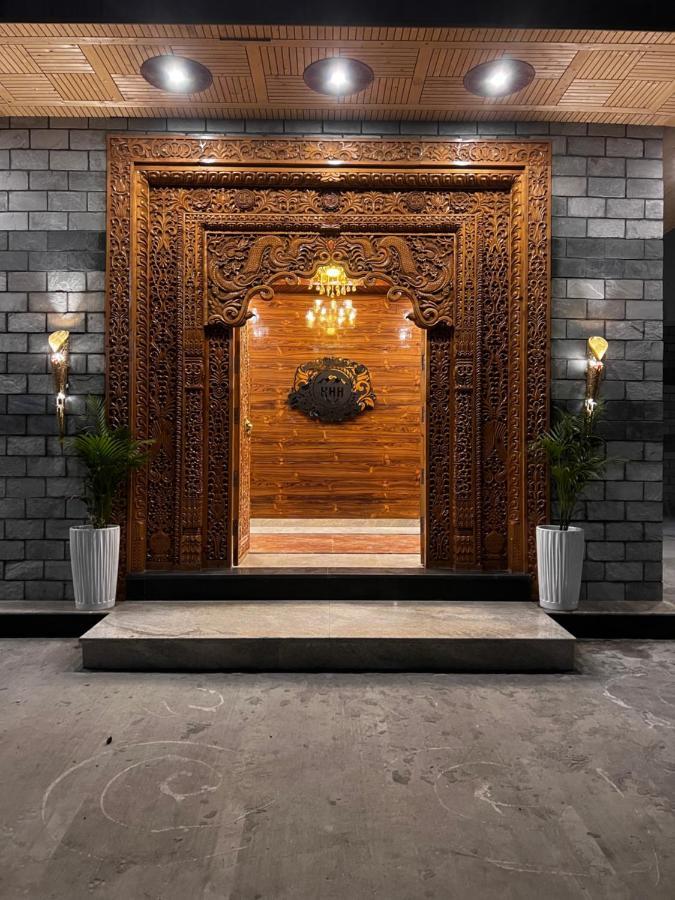 Hotel Himalayan Heritage Sarāhan Exteriör bild