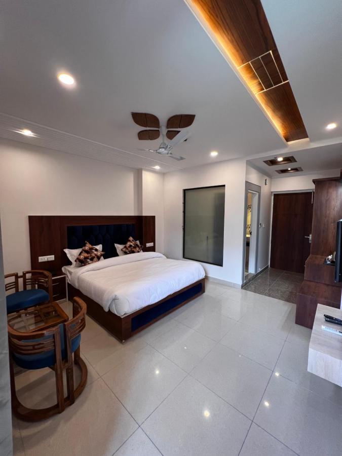 Hotel Himalayan Heritage Sarāhan Exteriör bild