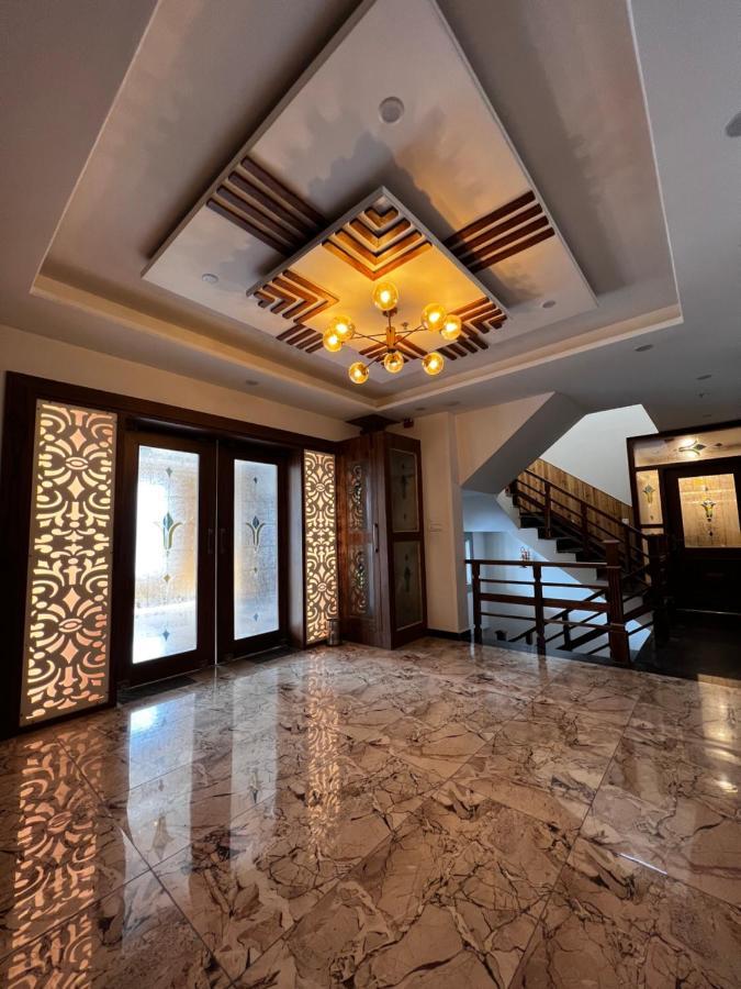 Hotel Himalayan Heritage Sarāhan Exteriör bild